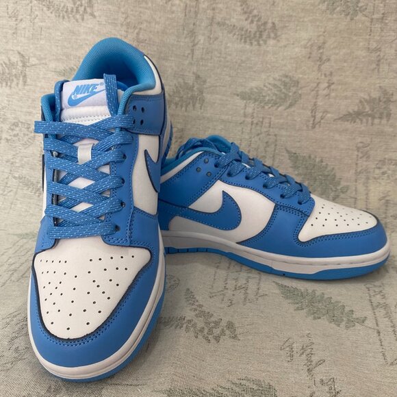 Nike Dunk Low UNC University Blue Sneakers - Picture 4 of 8